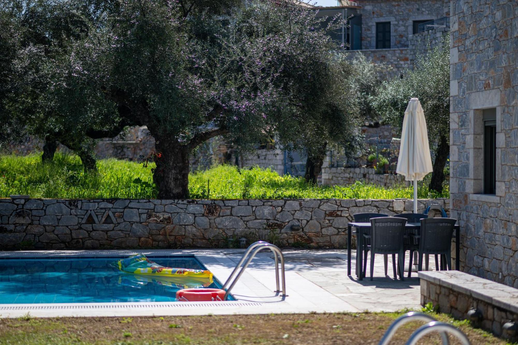 Torri Di Pietra Villa Sztúpa Szoba fotó