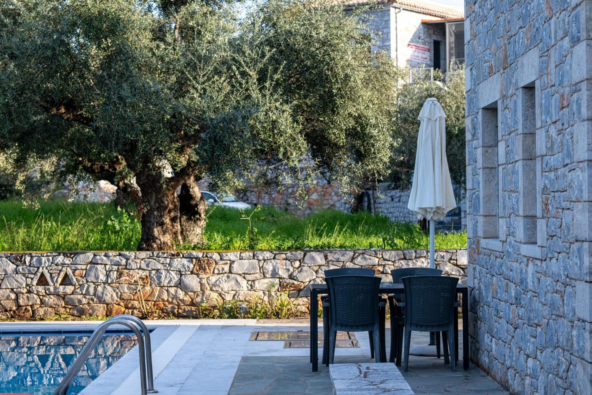 Torri Di Pietra Villa Sztúpa Szoba fotó